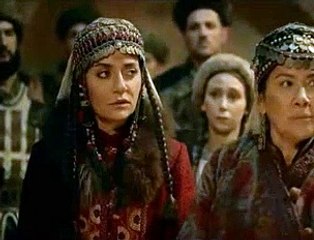 Diriliş'teki o sahne akla geldi: Birileri gelir mezarımızı burada komaz