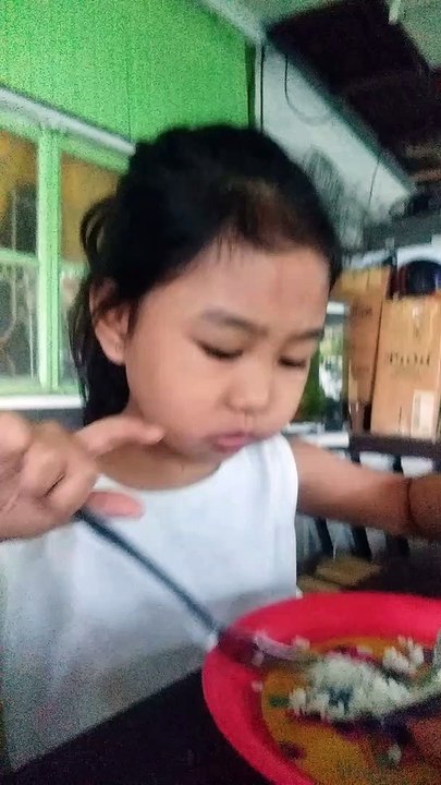 KAIN TAU
