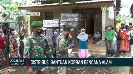 Warga Bahu - membahu Bantu Korban Bencana Longsor dan Banjir