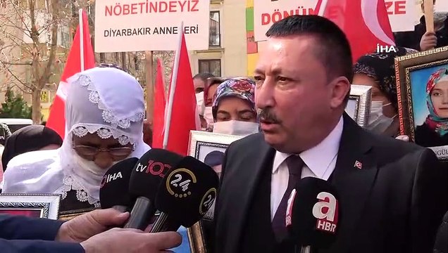 Bağlar Belediye Başkanı Beyoğlu’ndan evlat nöbetindeki ailelere ziyaret