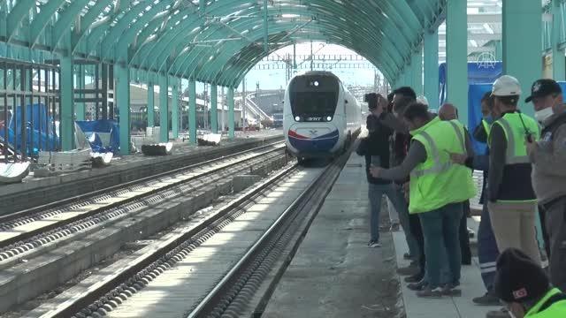 Ankara-Sivas YHT hattının performans testlerini yapan tren yeniden Sivas'a geldi