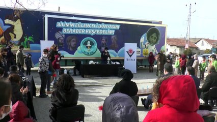 ANKARA - TÜBİTAK Başkanı Prof. Dr. Hasan Mandal, Gölbaşı'nda öğrencilerle bir araya geldi