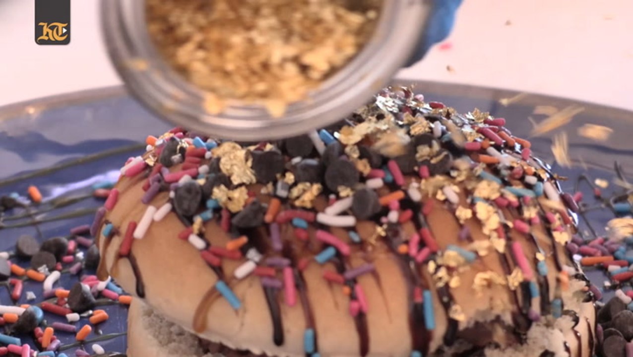Inside Dubai's Golden Cafe