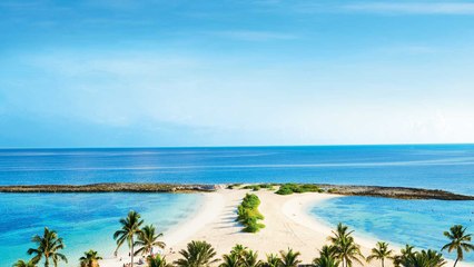 This $150,000 Bahamas Getaway Includes Private Jet Transportation, an 8-Course Dinner, and