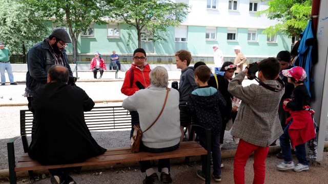 Balade Urbaine Numérique #BUN sur le quartier de la Côte des Roses avec les enfants du Centre Le Lierre