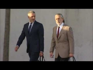 Els acusats per la trama Gürtel són insultats en arribar a la primera jornada de judici