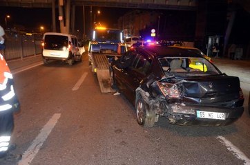 Son dakika haberi | AVCILAR'DA KISITLAMA SAATİNDEKİ KAZA TRAFİĞİ KİLİTLEDİ