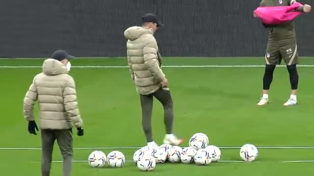 Simeone manda un 'recado' a Joao Félix: Sin voluntad el talento no alcanza