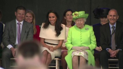 영국 왕실 "인종차별 문제 심각하게 다룰 것...가족 내부서 처리" / YTN