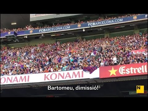 Crits de Bartomeu dimissió durant la presentació de Dembélé (1/2)