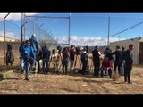 Els periodistes esperen la sortida de  Carme Forcadell de la presó d’Alcalá Meco