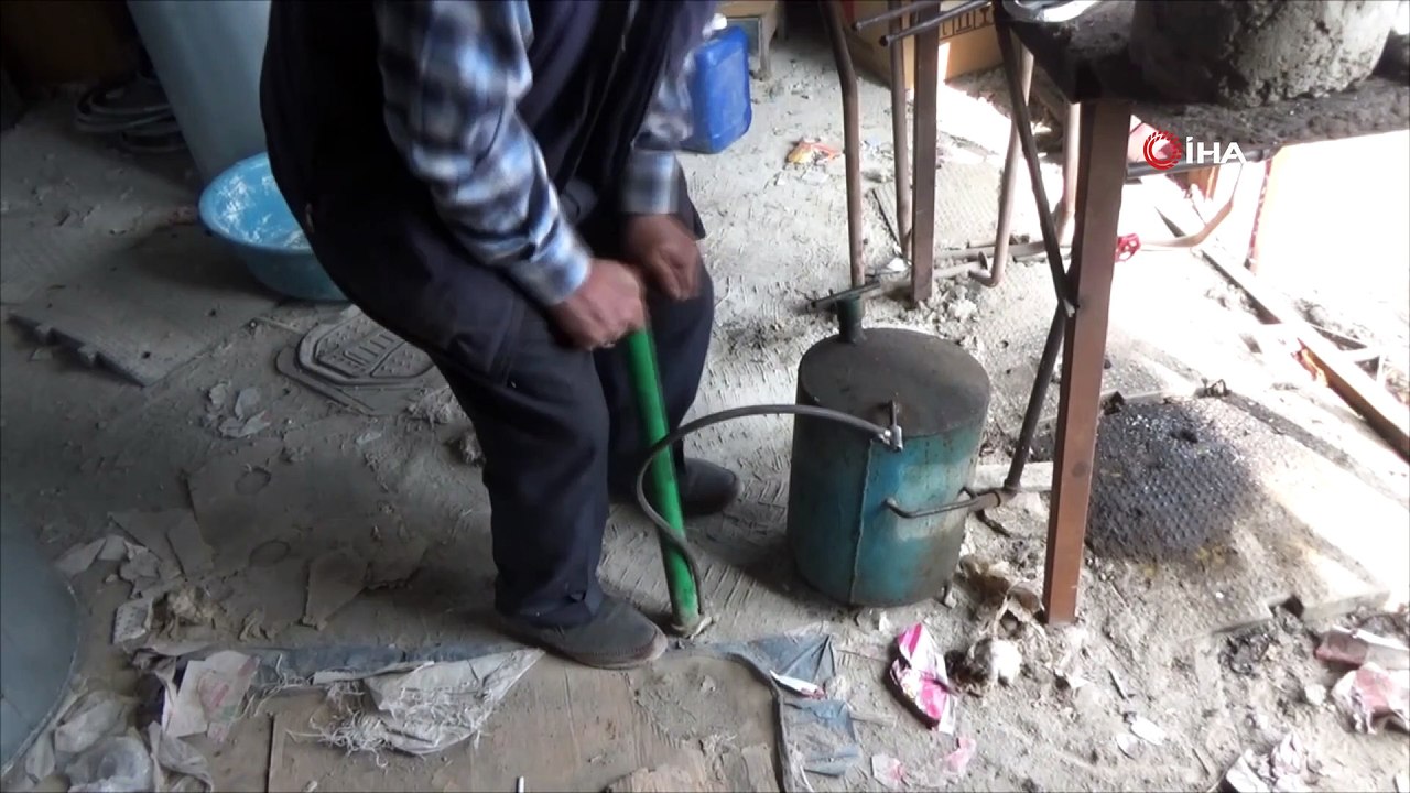 Kalaycılık mesleğini tek başına ayakta tutmaya...