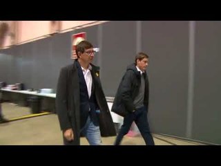 Arribada de Raül Romeva, Carles Mundó i Marta Rovira a l'Estació del Nord
