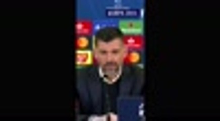 Conceicao walks out of press conference after not being asked a question!