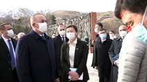 - Dışişleri Bakanı Çavuşoğlu, Ata Beyit Anıtı’nı ziyaret etti