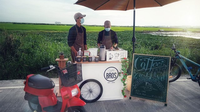 A Roadside Coffee Stand In Pampanga Is Selling 100+ Cups A Day | Yummy PH