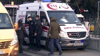 Tramvay durağında 'Ayağıma bastın' kavgası