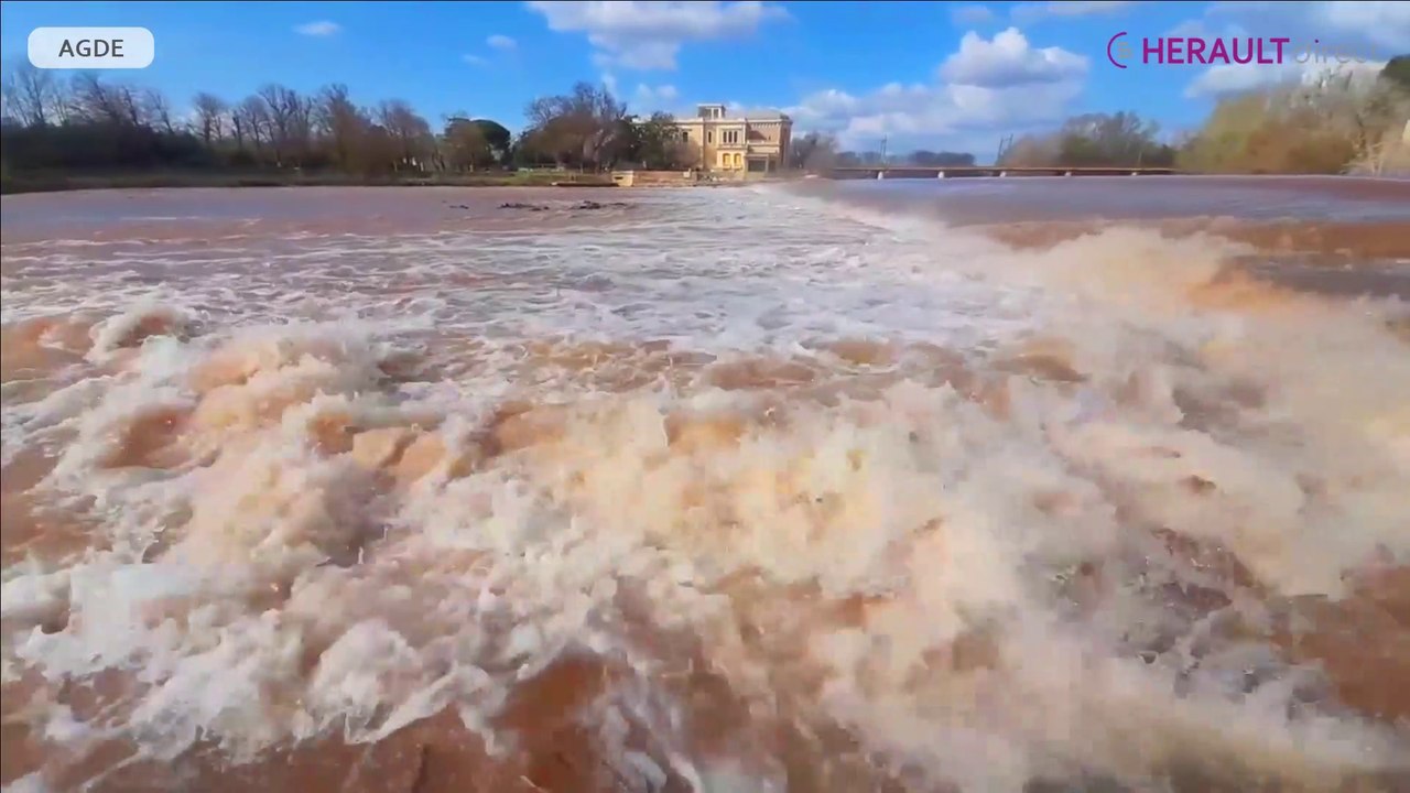 L’Hérault est agité au pied du château Laurens à Agde
