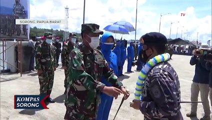 KRI Tarakan-905 Bantu Angkut BBM