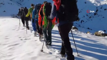 Milli Dağcı Tunç Fındık, Erek Dağı buz şelalesine tırmandı