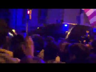 Tensió entre Mossos i manifestants a Barcelona