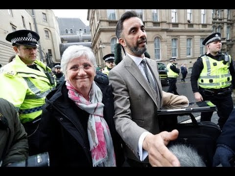 Declaració de l'advocat de Ponsatí abans d'entrar a comissària