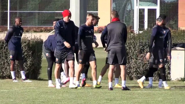 KAYSERİ - Kayserispor Uğur Kulaksız'la ikinci döneminde de yükselişe geçti