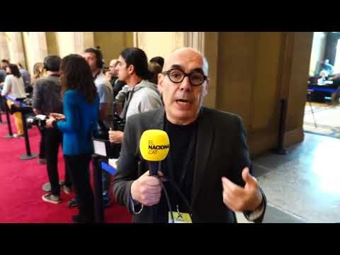 Iu-tuber - Amb l'entrada dels parlamentaris al Ple d'investidura