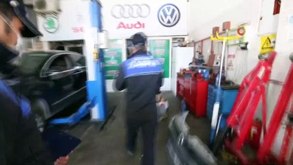 Efeler zabıtası denetimlerini sürdürüyor