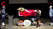 Pelin Öztekin gözyaşlarını tutamadı