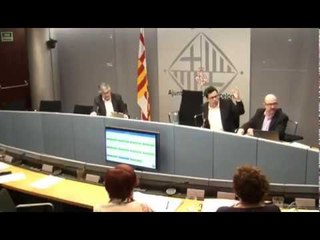 El moment de la picabaralla entre Mejías i Pisarello