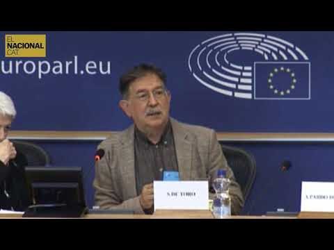 Suso de Toro revela cómo se ha conseguido el control de los medios de comunicación privados