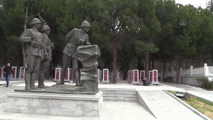 ÇANAKKALE - Şehitler Abidesi bölgesinde 18 Mart törenleri için hazırlıklar sürüyor