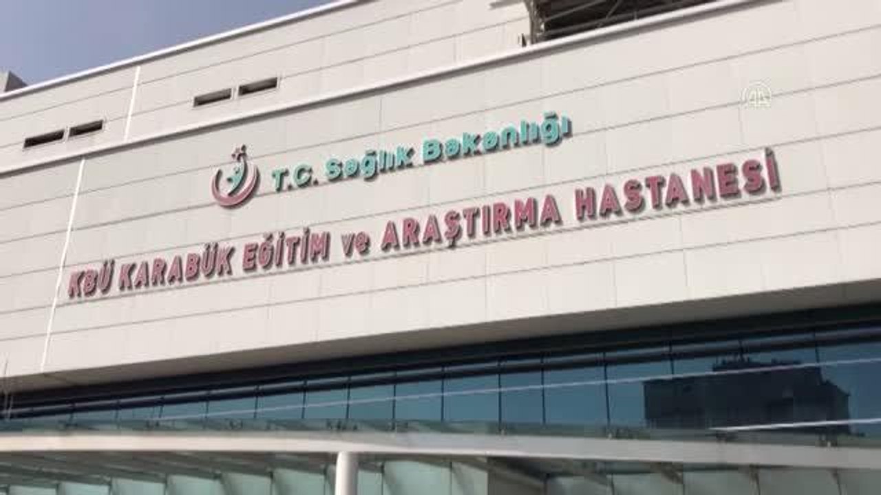 Yürüyen merdivene sıkışan çocuk yaralandı