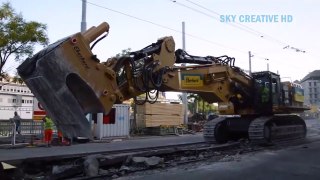 I was SHOCKED when see this dangerous heavy equipment destroy everything. ||  Incredible excavators