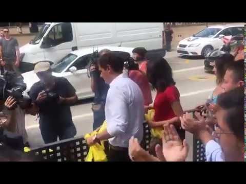 Rivera y Arrimadas retiran lazos amarillos