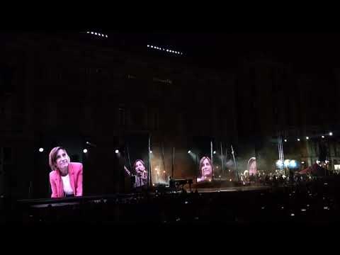 Els missatges dels presos a la façana de la Generalitat