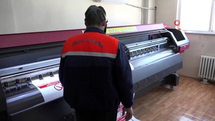 Hedef tahtası haline gelen levhalar bir bir yenileniyor