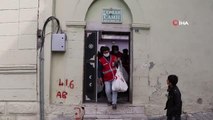Siirt'te Miraç Kandili sebebiyle vatandaşlara kandil simidi dağıtıldı
