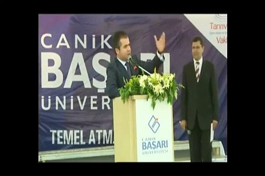 Kongreden önce AKP grup toplantısına katılan eski bakan Suat Kılıç, Gülen'e isim vermeden böyle selam göndermiş