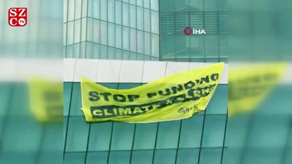Greenpeace aktivistleri, Avrupa Merkez Bankası’nın çatısına paraşütle indi