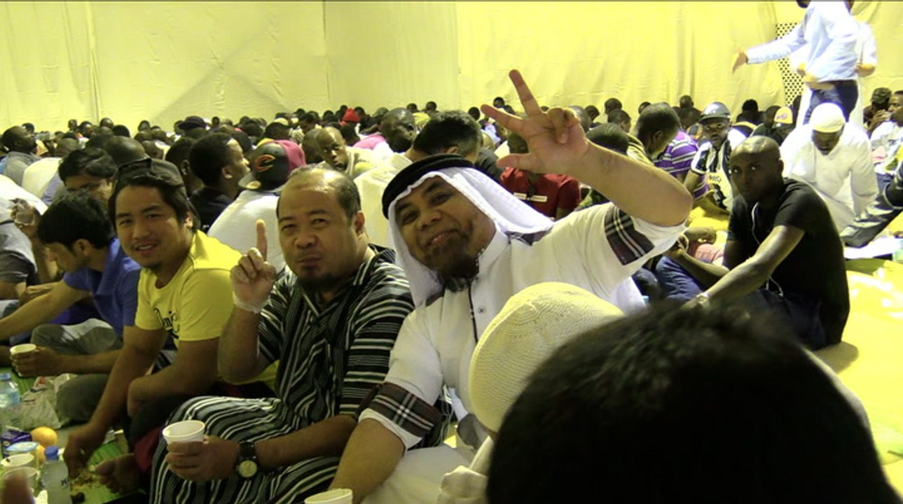 New Muslims and non-Muslims come together for Iftar