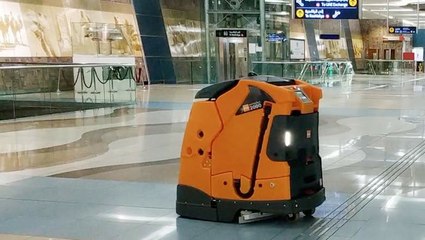 Watch how this robot is cleaning up Dubai Metro station