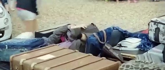 St Trinians 2 - The Legend of Frittons Gold 2009.cz.1-NapisyPL