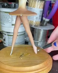 Clay sculpture for Nina from black swan