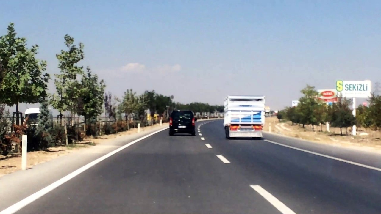 Kamyon ile kamyonları sollamak