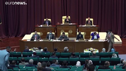 Il parlamento libico vota la fiducia al governo di unità di Dbeibah