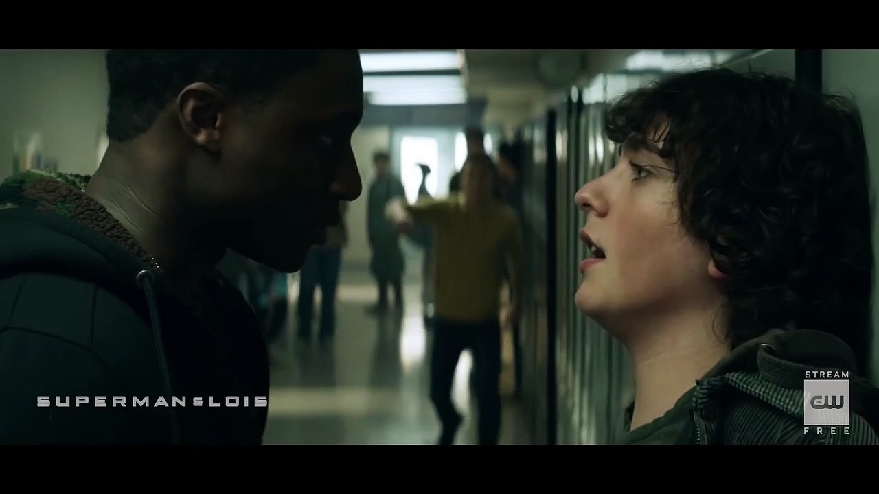 Superman & Lois - Clip from Season 1 Episode 3 - Clark Shows Up