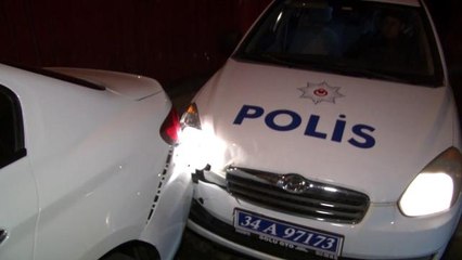 Polisin 'dur' ihtarına durmayarak kaza yapan şüpheli şahıslar, suç makinesi çıktı