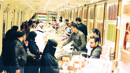 Jewellery attractions at Global village in Dubai